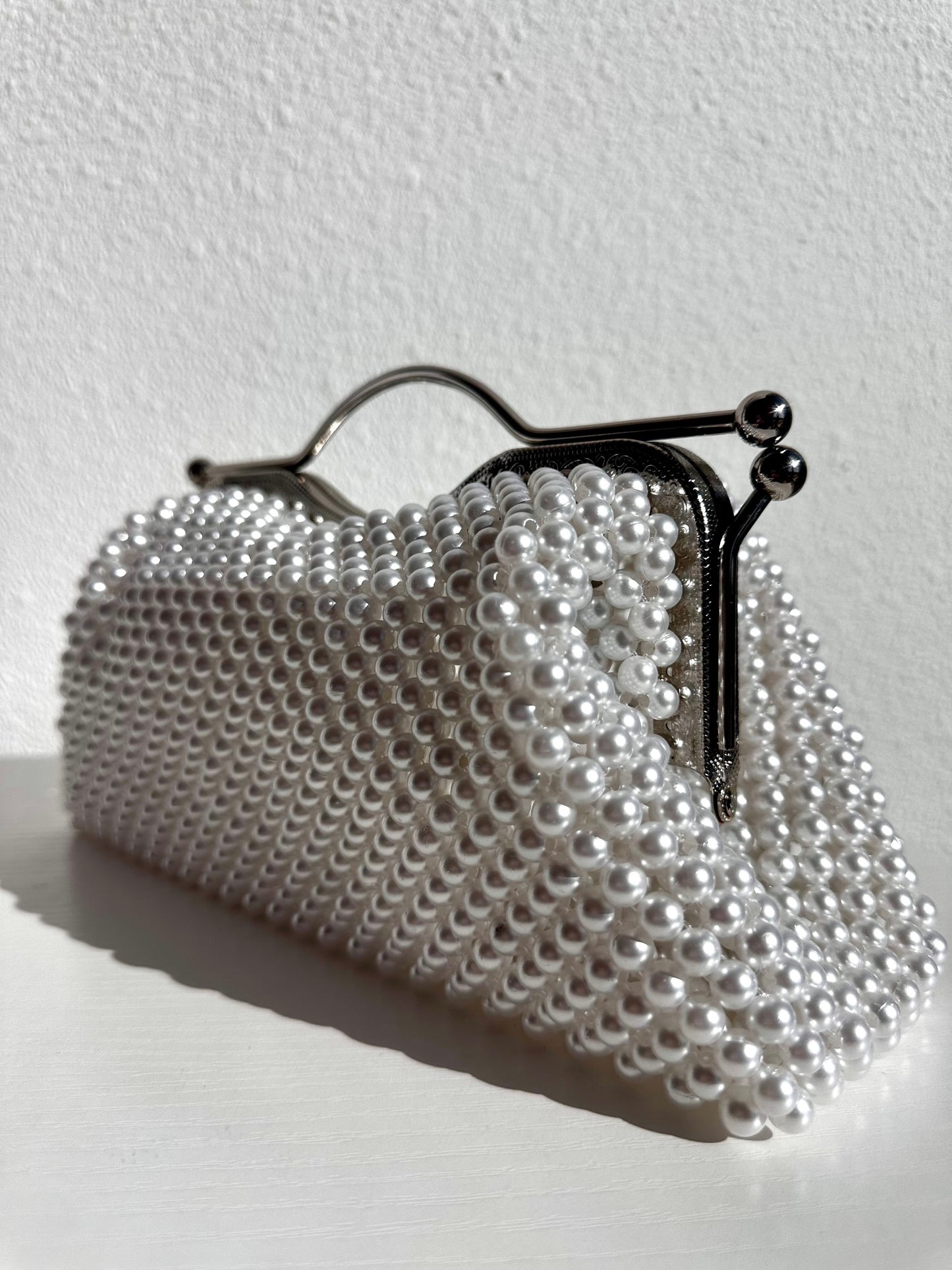Boss Clutch (white pearl)
